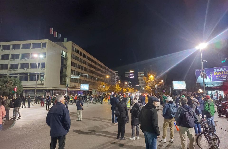 Újvidéken is utcára vonultak, hogy támogassák Dijana Hrkát (Videó)