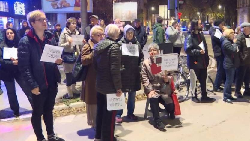 A szabadkaiak 15. napja támogatják az éhségsztrájkolókat