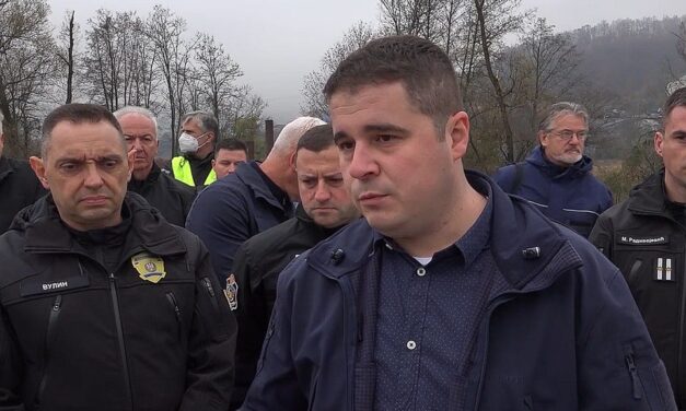 A polgármester részegen bántalmazta a papot, a helyiek követelik a lemondását