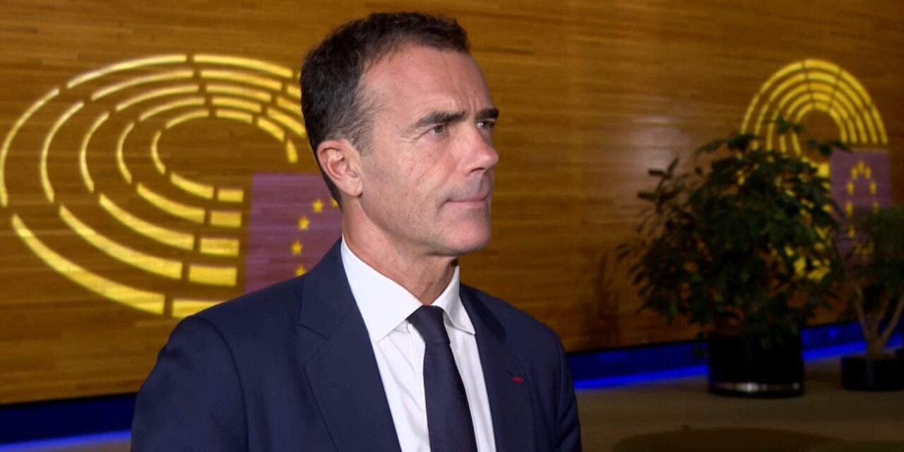 Gozi: Bízom benne, hogy az EU vezetői világos üzenetet küldenek Vučićnak