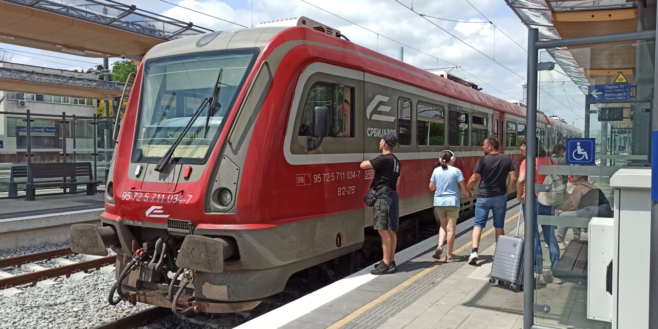 <span class="entry-title-primary">Két év alatt több, mint 200 ezren utaztak vonattal Szabadka és Szeged között</span> <span class="entry-subtitle">A havi bérlet diákoknak mindössze 40 euró</span>